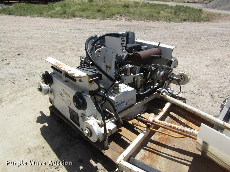 image for item DD8880 2001 Gomaco SL-450 slope finisher