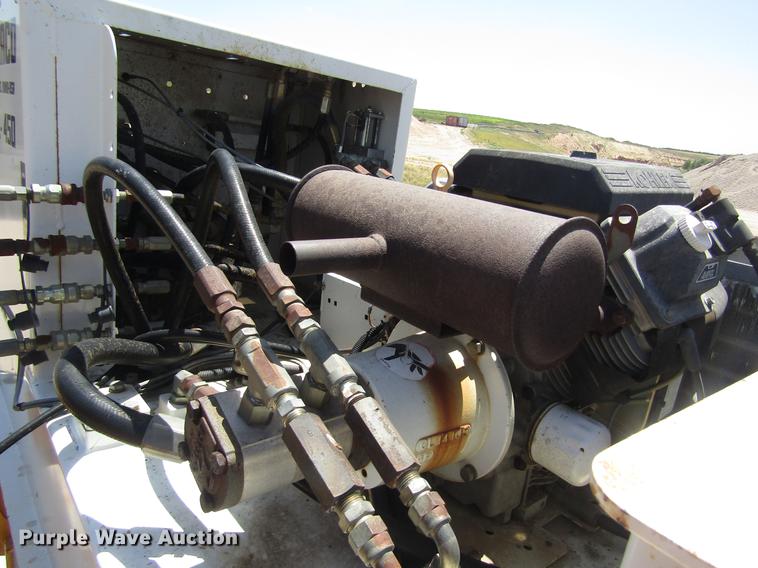 image for item DD8880 2001 Gomaco SL-450 slope finisher