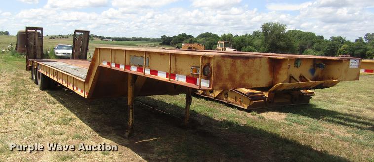 image for item DD8888 1973 Carrier King 4000 drop deck equipment trailer