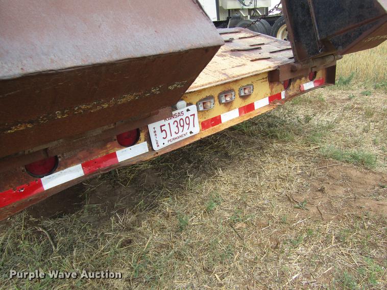 image for item DD8888 1973 Carrier King 4000 drop deck equipment trailer