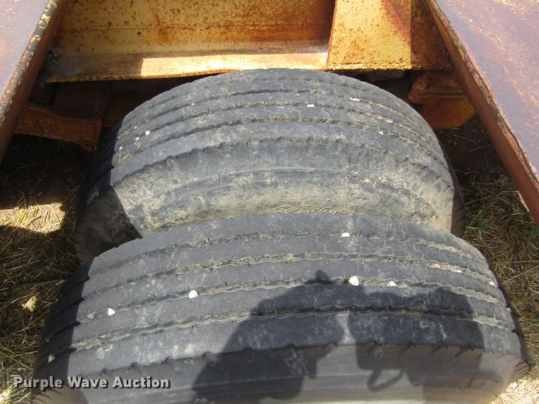 image for item DD8888 1973 Carrier King 4000 drop deck equipment trailer