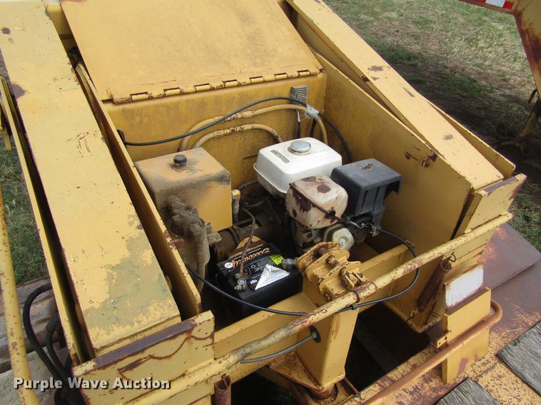 image for item DD8889 2001 Load King lowboy equipment trailer