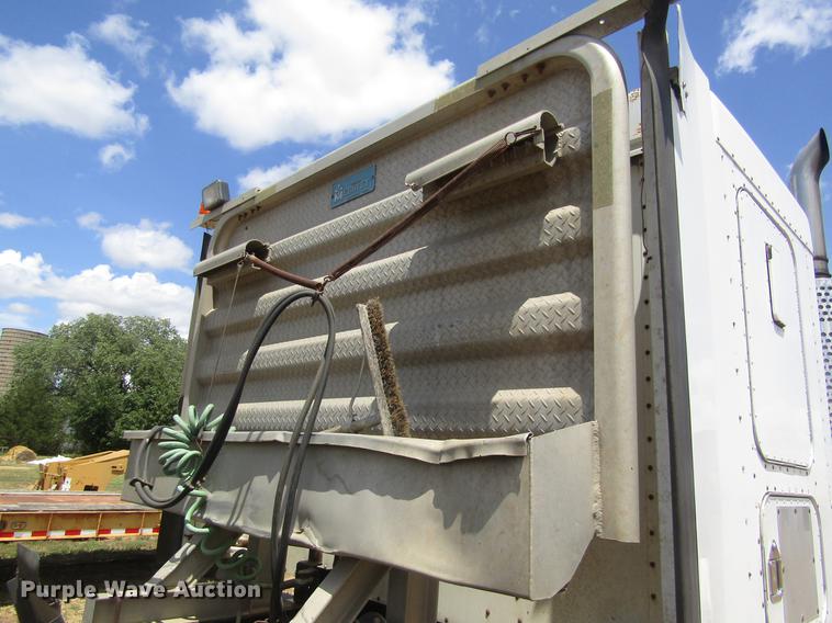 image for item DD8890 1995 Kenworth T800 semi truck