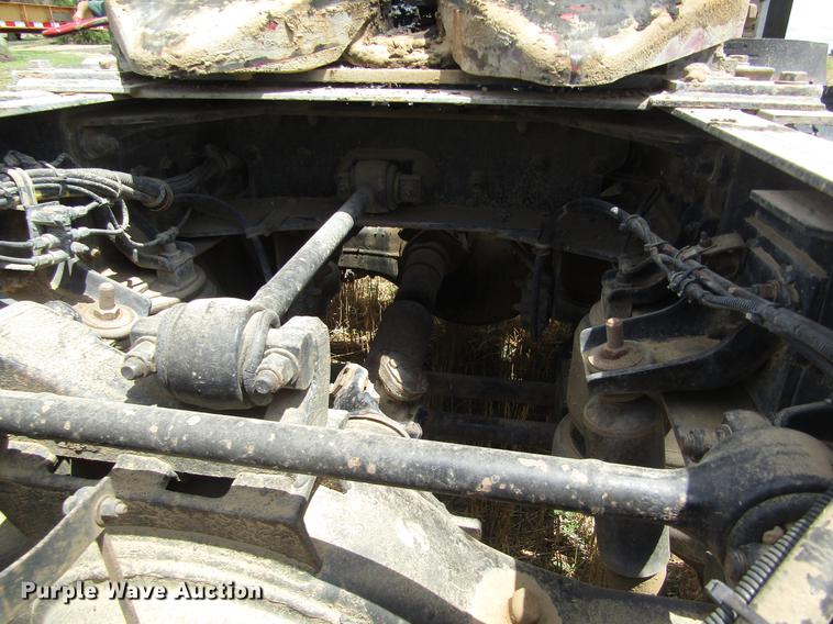 image for item DD8890 1995 Kenworth T800 semi truck