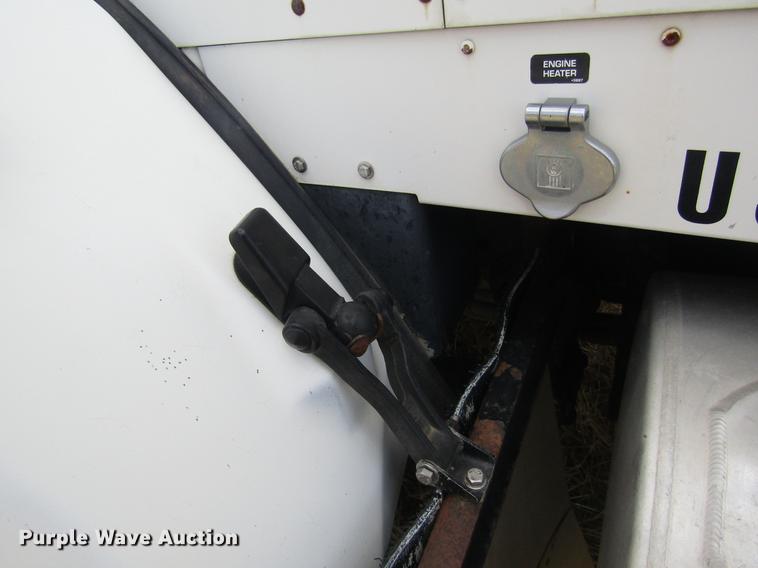 image for item DD8890 1995 Kenworth T800 semi truck