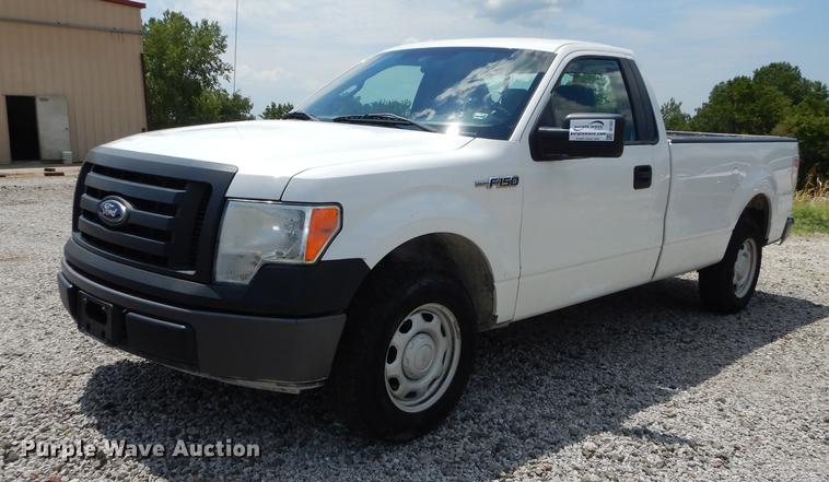 image for item DE1832 2011 Ford F150 XL pickup truck