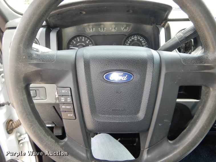 image for item DE1832 2011 Ford F150 XL pickup truck