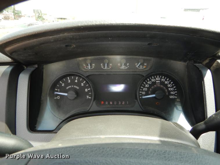 image for item DE1832 2011 Ford F150 XL pickup truck