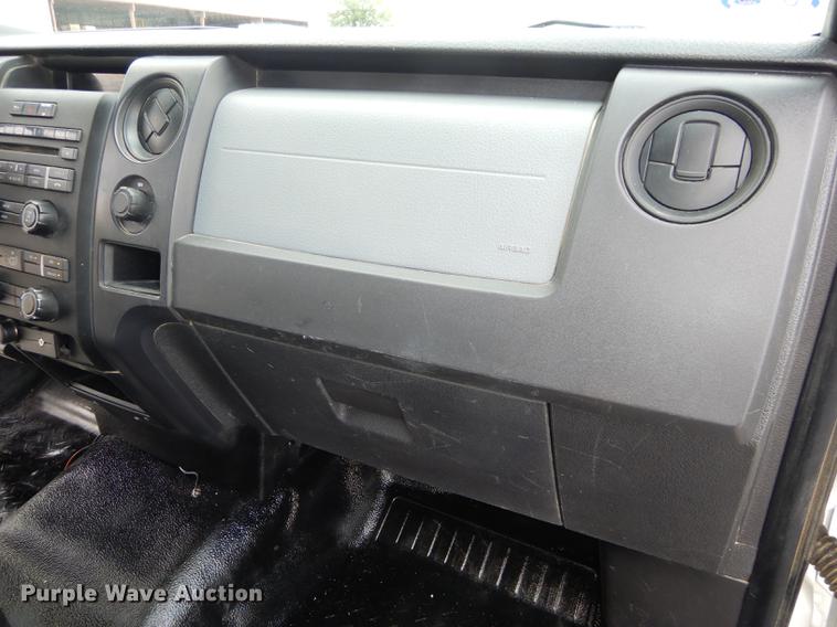 image for item DE1832 2011 Ford F150 XL pickup truck