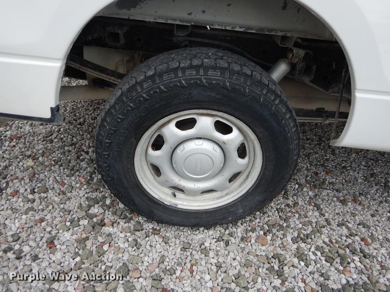 image for item DE1832 2011 Ford F150 XL pickup truck