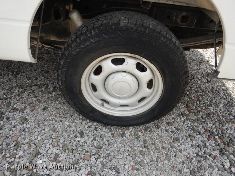 image for item DE1832 2011 Ford F150 XL pickup truck