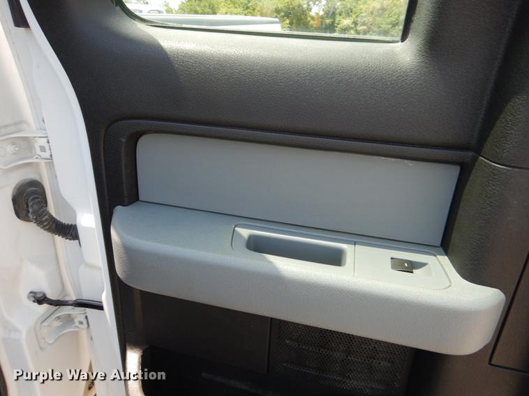 image for item DE1833 2011 Ford F150 XL SuperCab pickup truck