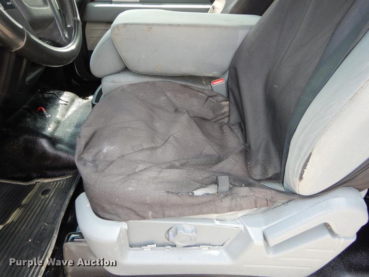 image for item DE1833 2011 Ford F150 XL SuperCab pickup truck