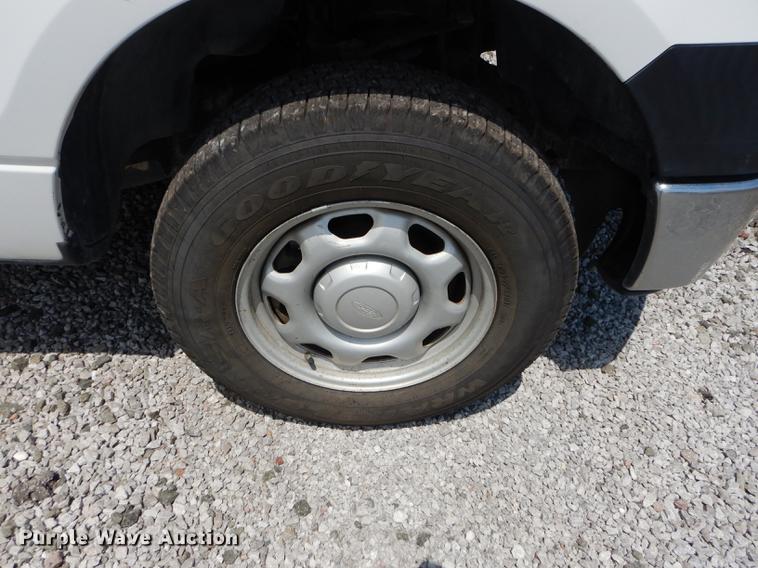 image for item DE1833 2011 Ford F150 XL SuperCab pickup truck