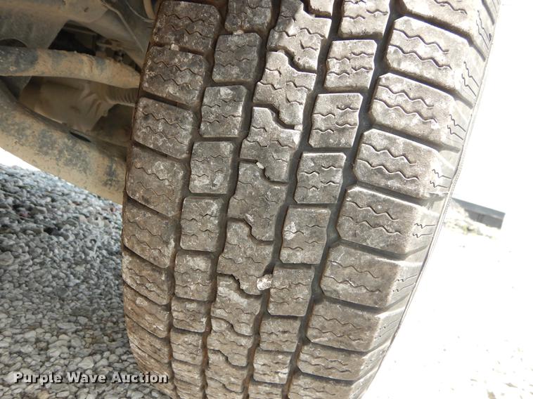 image for item DE1833 2011 Ford F150 XL SuperCab pickup truck