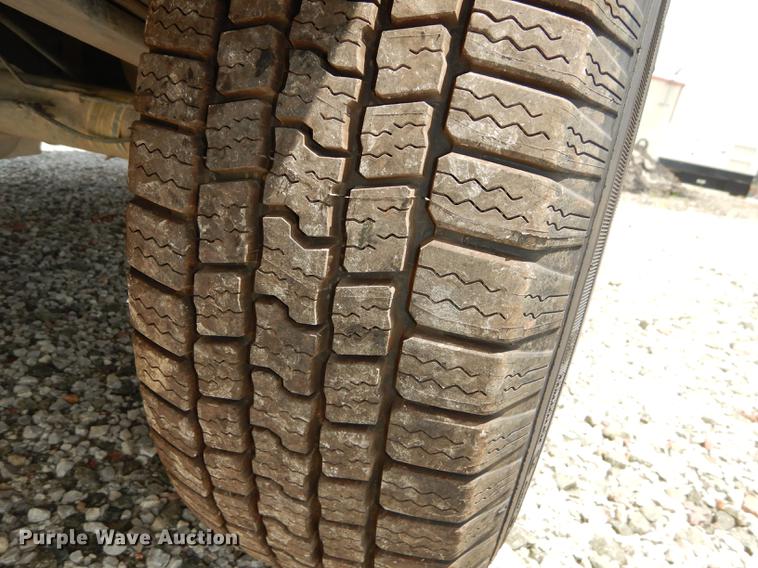 image for item DE1833 2011 Ford F150 XL SuperCab pickup truck