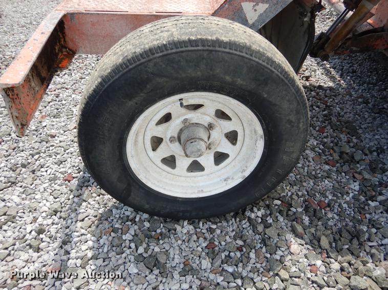 image for item DE1834 1998 Broce RC350 broom