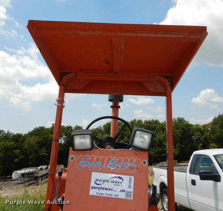 image for item DE1834 1998 Broce RC350 broom