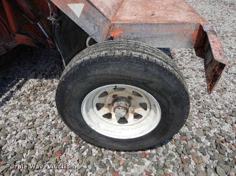 image for item DE1834 1998 Broce RC350 broom