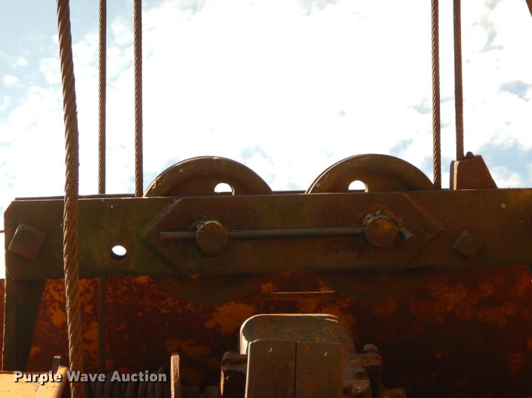 image for item DE1844 Osgood 200 crane