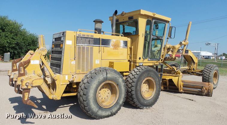image for item DE2957 1998 Caterpillar 160H motor grader