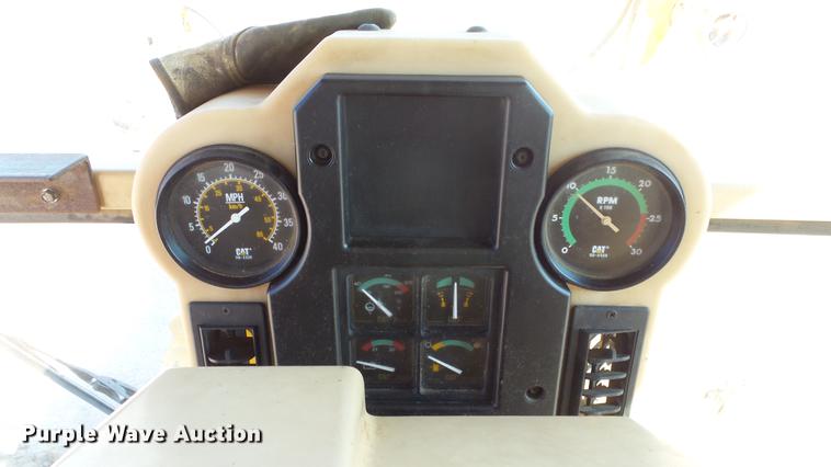 image for item DE2957 1998 Caterpillar 160H motor grader