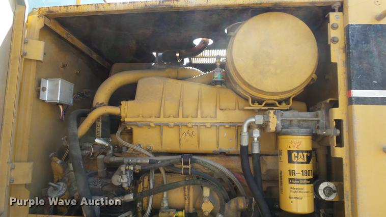 image for item DE2957 1998 Caterpillar 160H motor grader