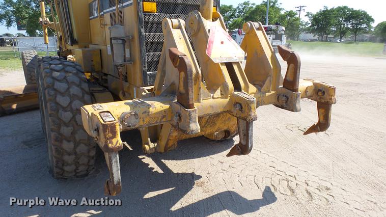 image for item DE2957 1998 Caterpillar 160H motor grader