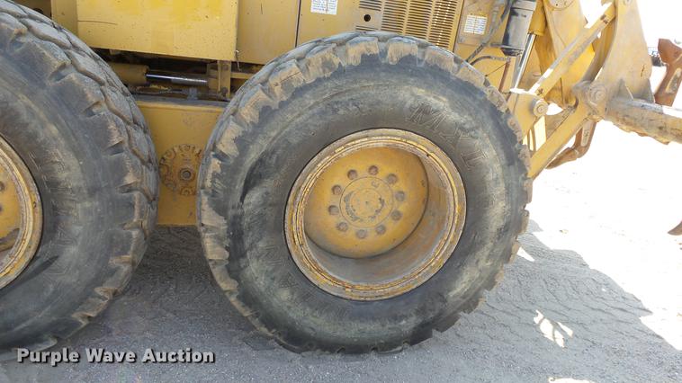 image for item DE2957 1998 Caterpillar 160H motor grader