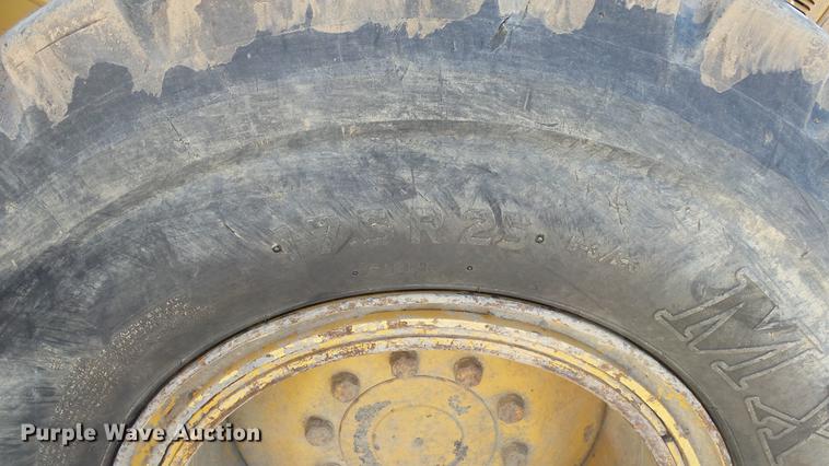 image for item DE2957 1998 Caterpillar 160H motor grader