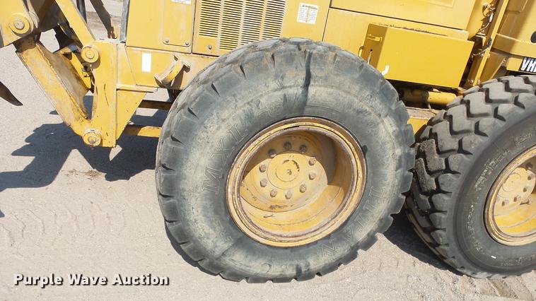 image for item DE2957 1998 Caterpillar 160H motor grader