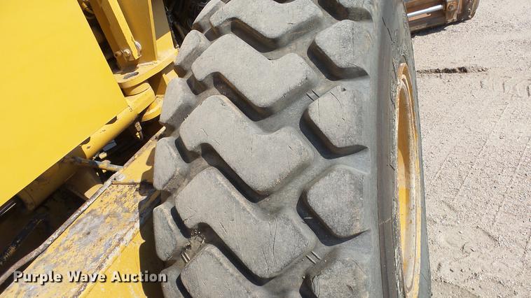 image for item DE2957 1998 Caterpillar 160H motor grader