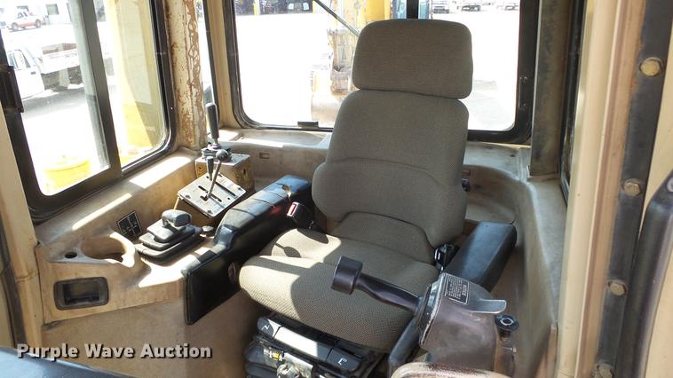 image for item DE2958 2000 Caterpillar D6R LGP dozer
