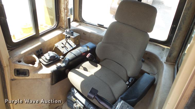 image for item DE2958 2000 Caterpillar D6R LGP dozer