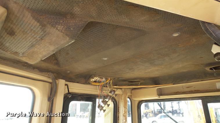 image for item DE2958 2000 Caterpillar D6R LGP dozer