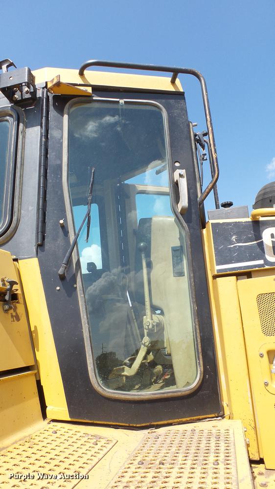 image for item DE2958 2000 Caterpillar D6R LGP dozer