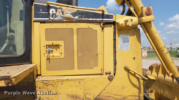 image for item DE2958 2000 Caterpillar D6R LGP dozer