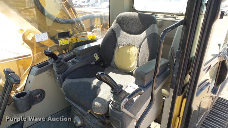 image for item DE2961 2005 Caterpillar 325C L excavator