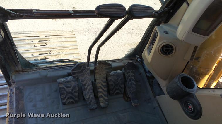 image for item DE2961 2005 Caterpillar 325C L excavator