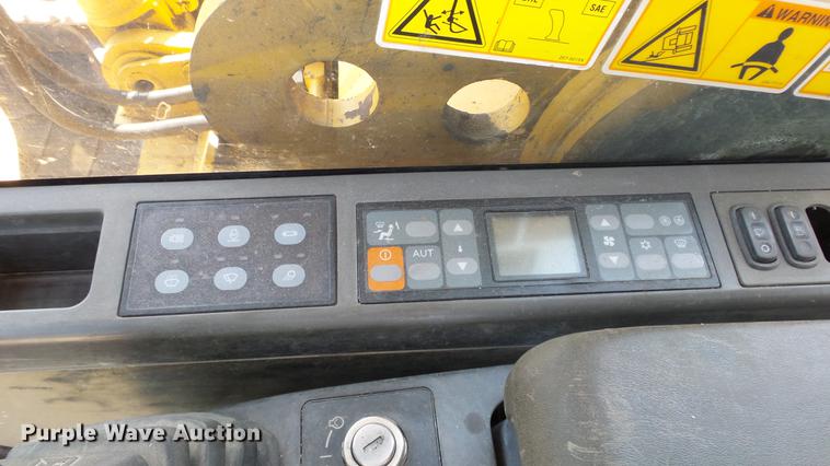 image for item DE2961 2005 Caterpillar 325C L excavator