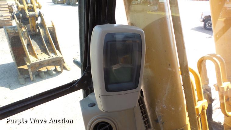 image for item DE2961 2005 Caterpillar 325C L excavator