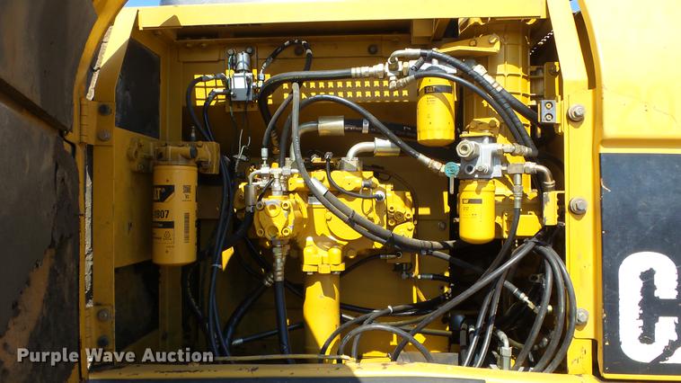 image for item DE2961 2005 Caterpillar 325C L excavator