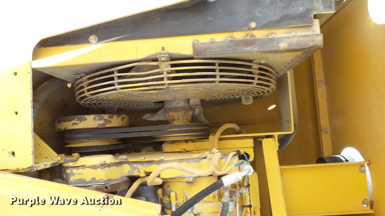 image for item DE2962 1991 Caterpillar CP563 single drum vibratory roller