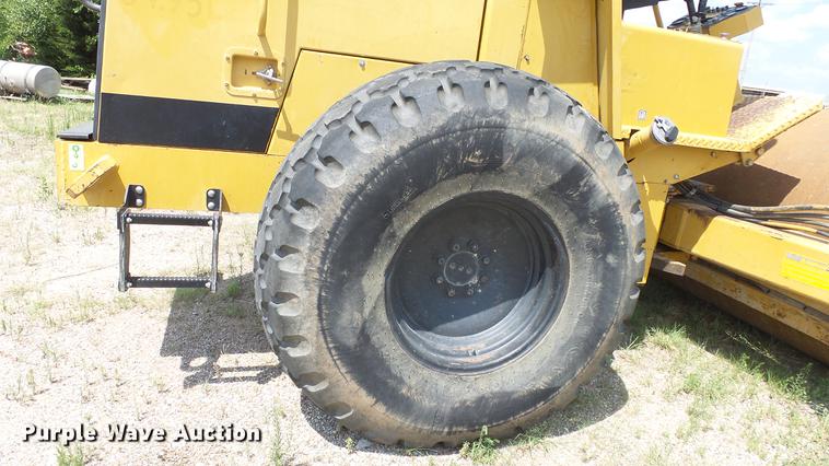 image for item DE2962 1991 Caterpillar CP563 single drum vibratory roller