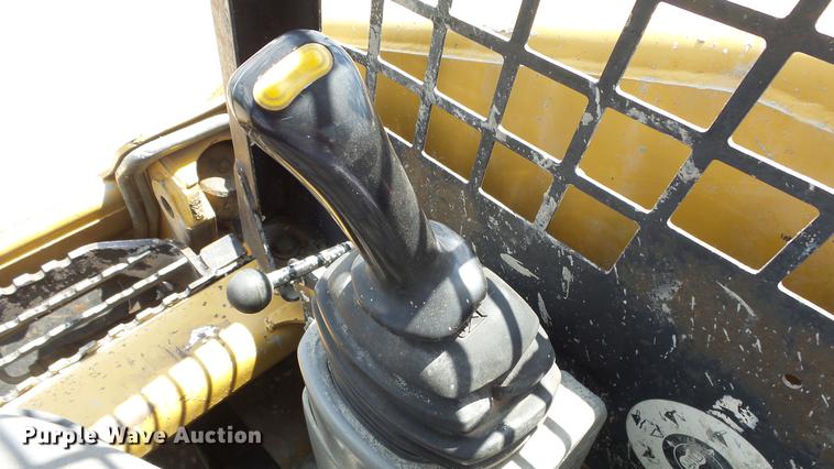 image for item DE2964 2002 Caterpillar 216 skid steer