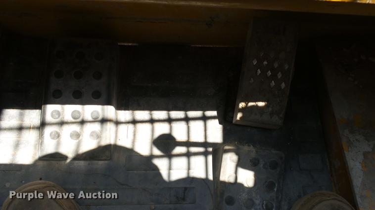 image for item DE2964 2002 Caterpillar 216 skid steer