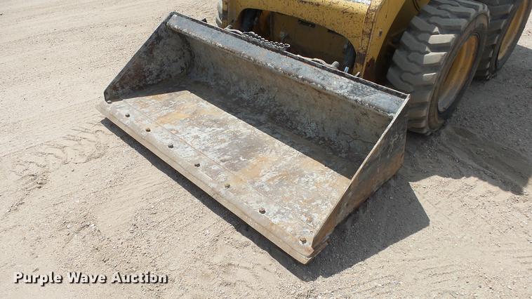 image for item DE2964 2002 Caterpillar 216 skid steer