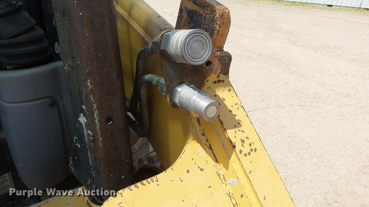 image for item DE2964 2002 Caterpillar 216 skid steer