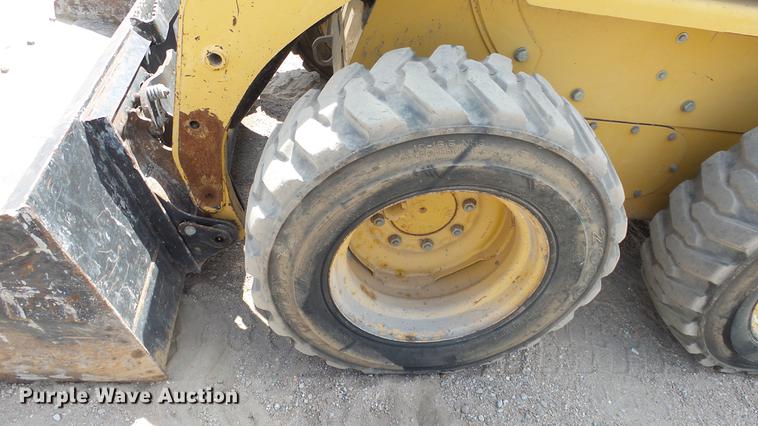 image for item DE2964 2002 Caterpillar 216 skid steer