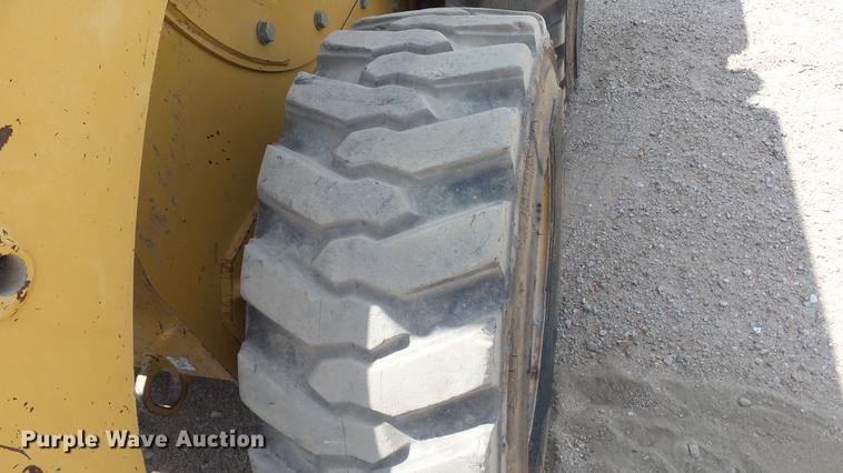 image for item DE2964 2002 Caterpillar 216 skid steer